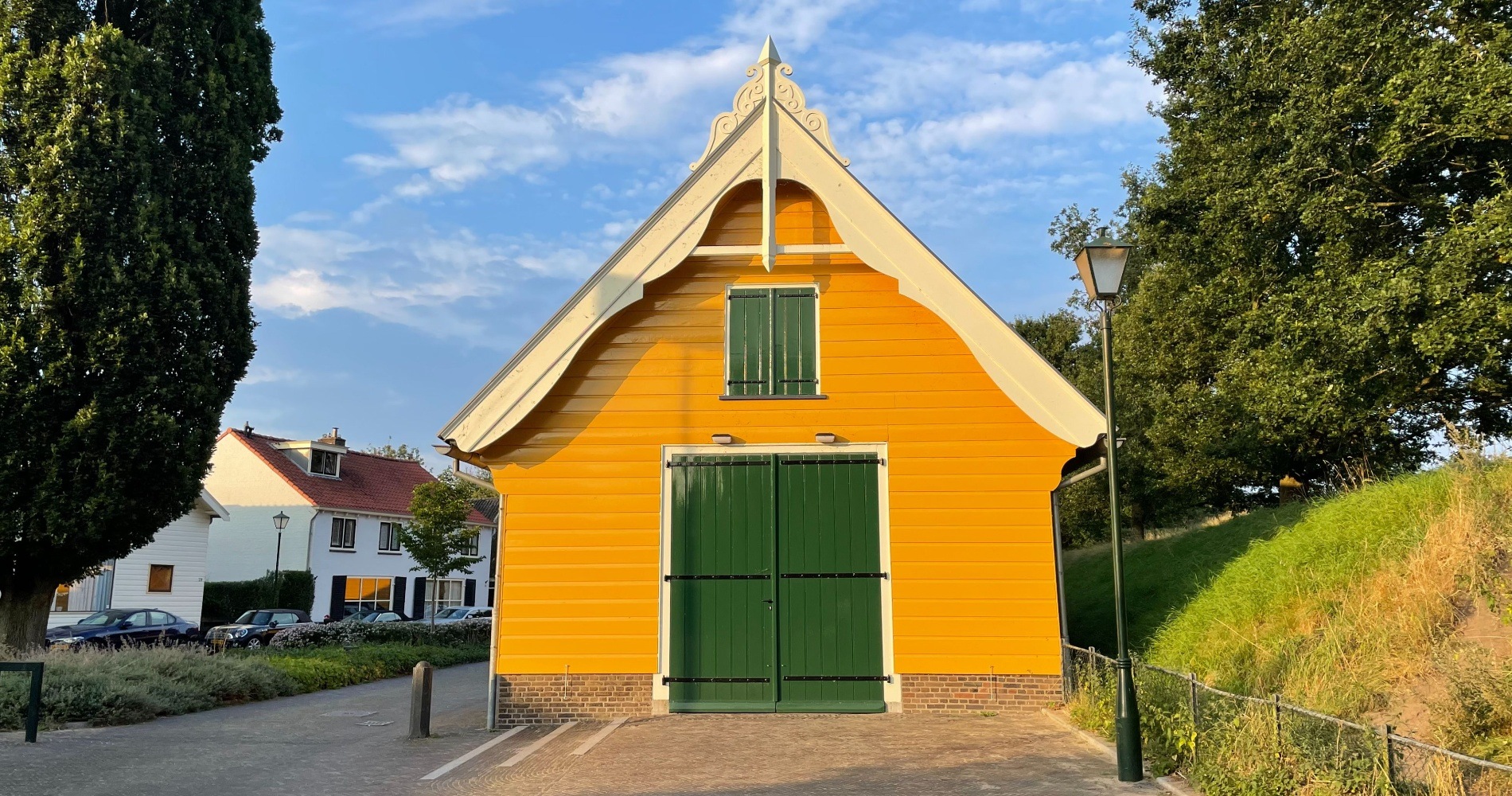 Gele Loods Naarden Monumentenbezit gele loods Naarden
